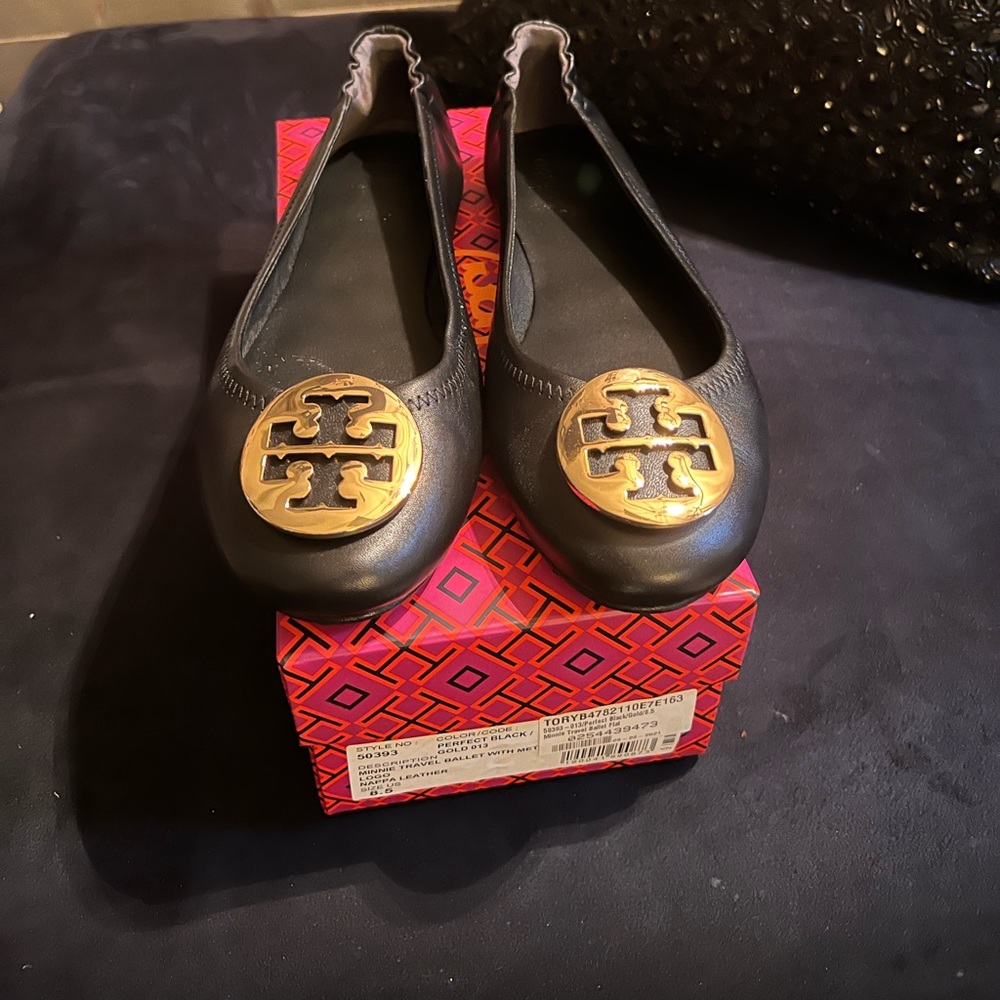 Tory Burch black ballet flats.